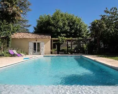 Avec Piscine Privatisee Chamaret